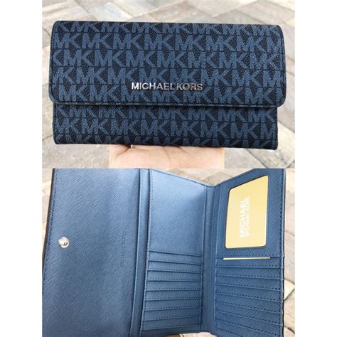 michael michael kors signature jet set large travel slim wallet|Michael Kors small zip wallet.